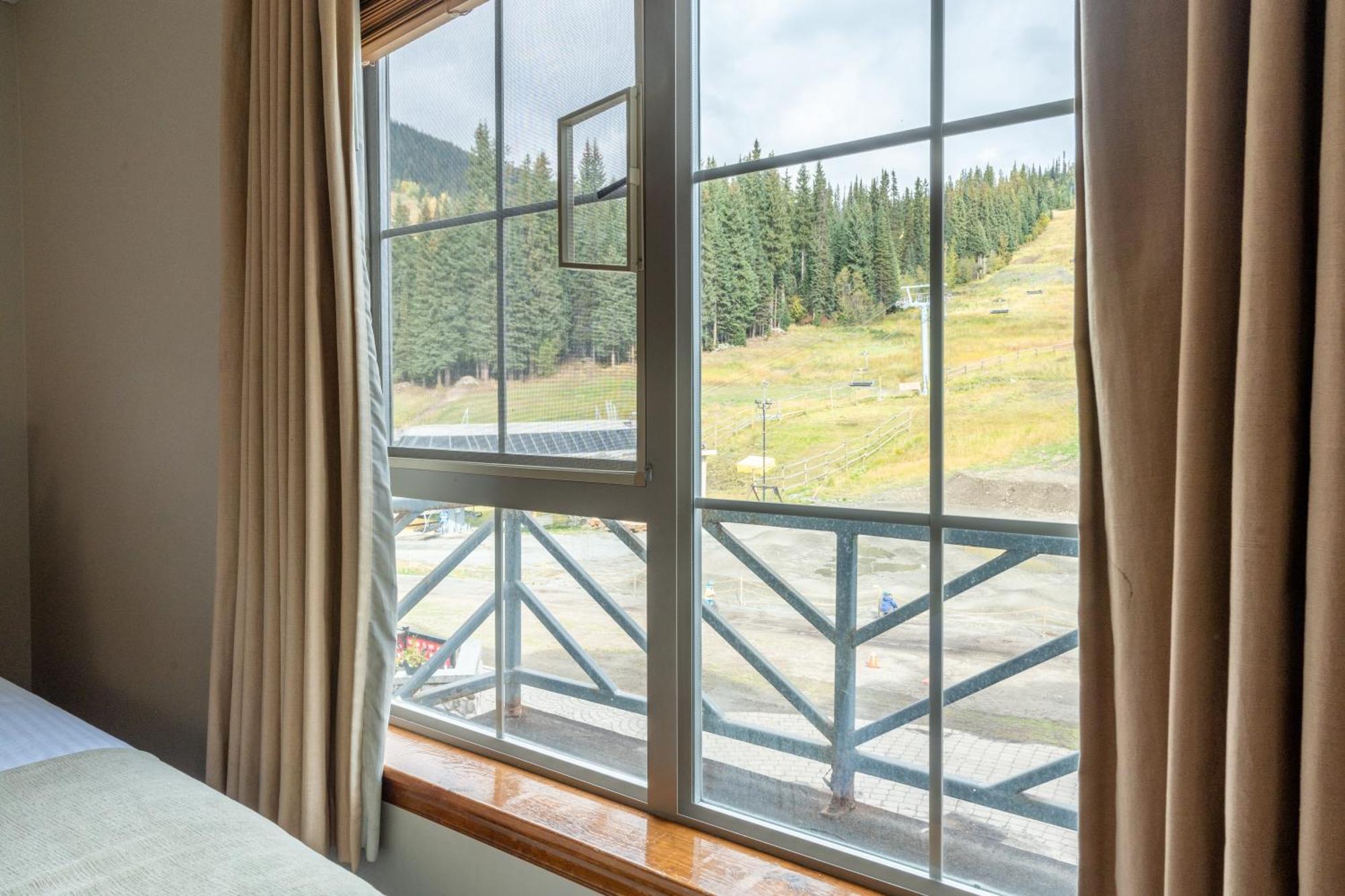 Sundance Lodge Sun Peaks Zewnętrze zdjęcie
