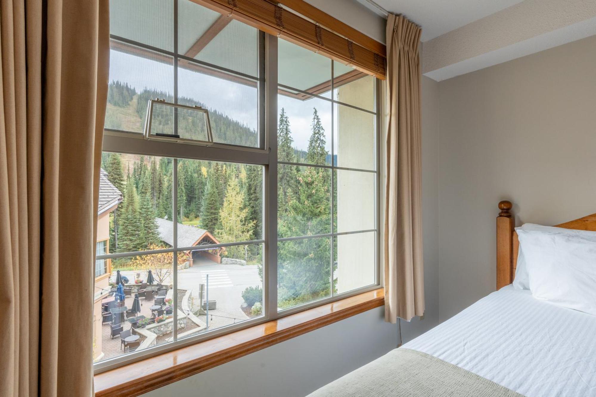 Sundance Lodge Sun Peaks Zewnętrze zdjęcie